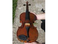 Vioară germană veche din secolul al XIX-lea