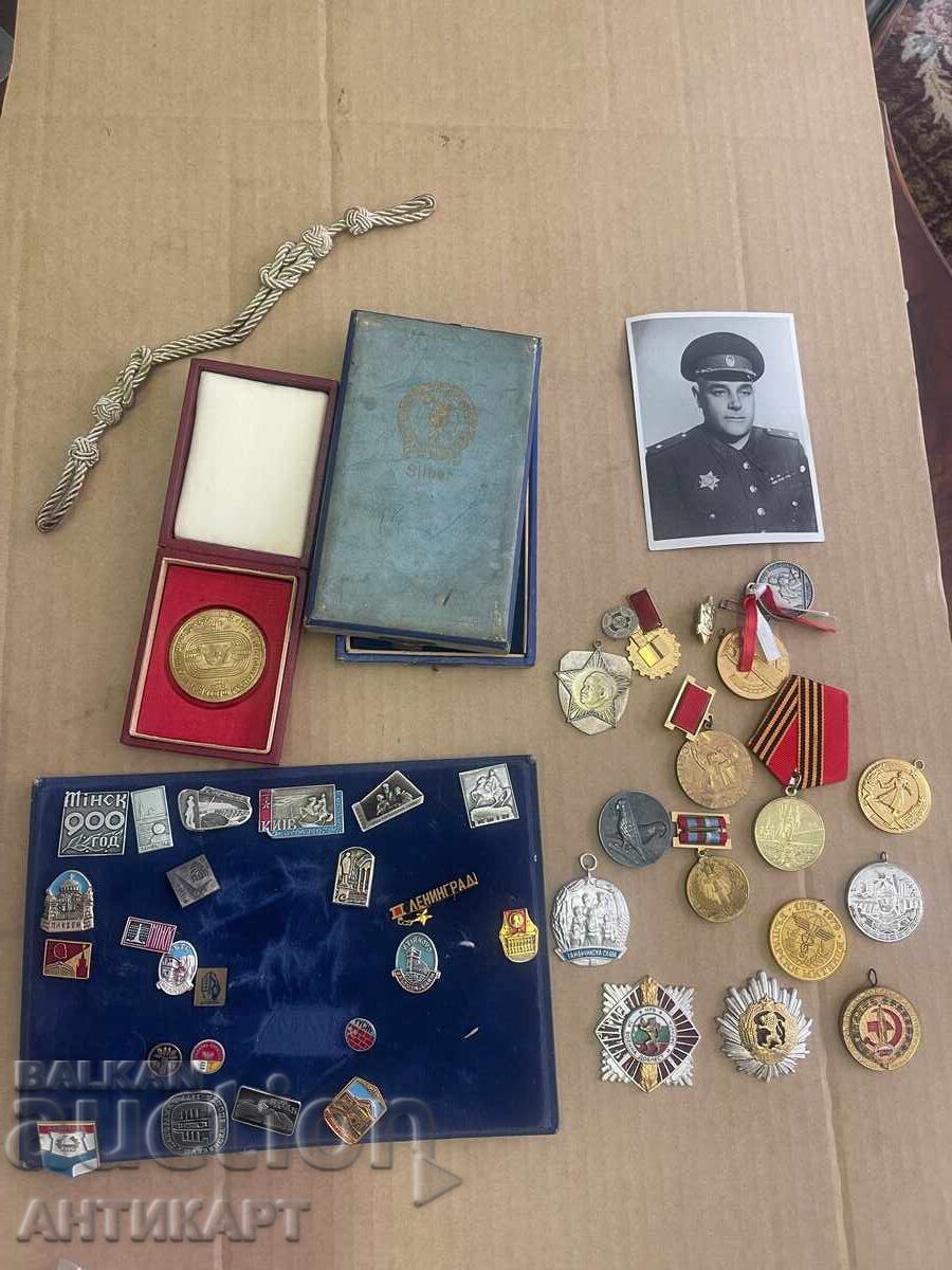 Lot BG și URSS ordine medalii insigne ecusoane și altele