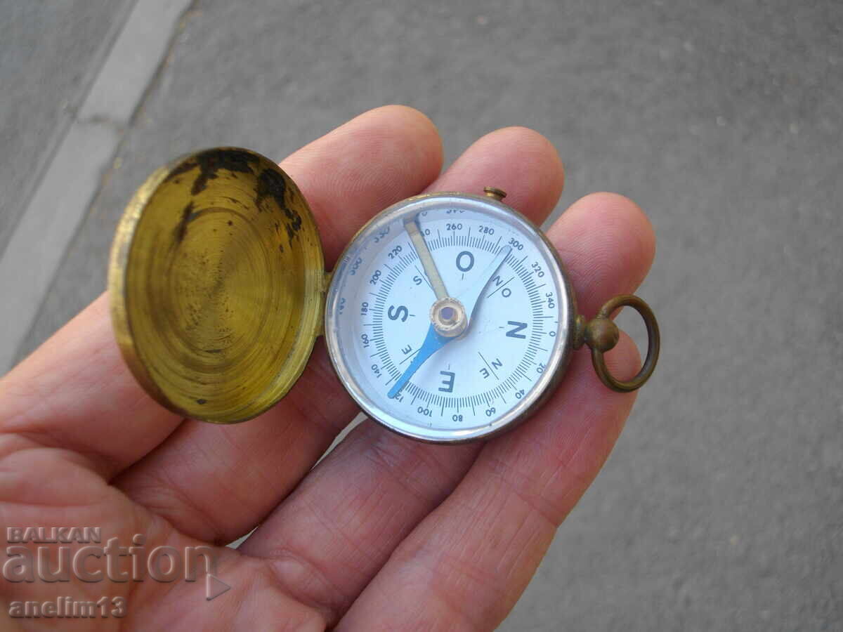 Auction  OLD SMALL BRONZE COMPASS