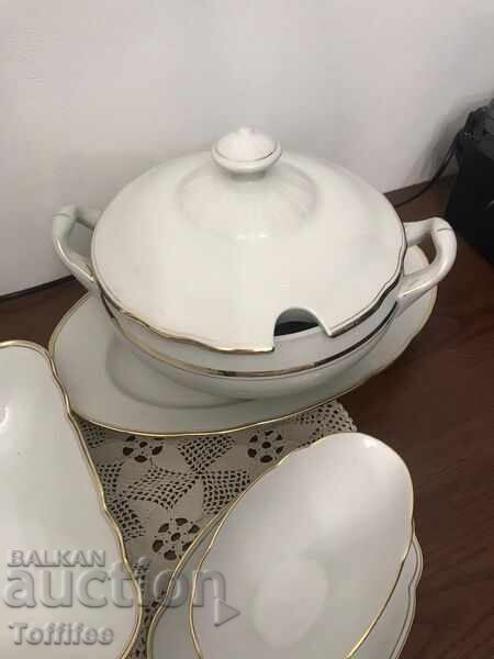 Set de porțelan german cu preț € 178.95 | 350.00 BGN