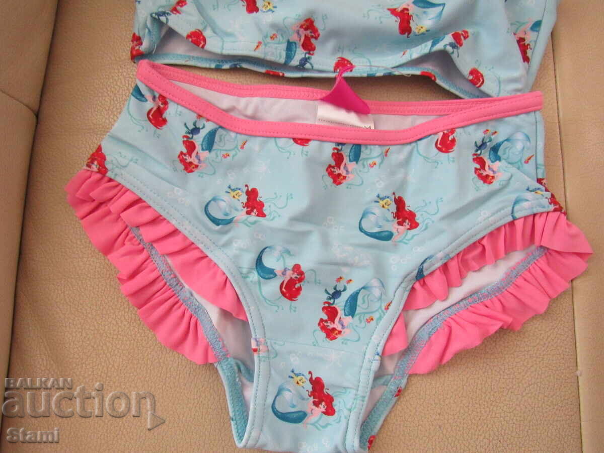 Delivery of Girls' Disney Princess Swimsuit, size 110/116