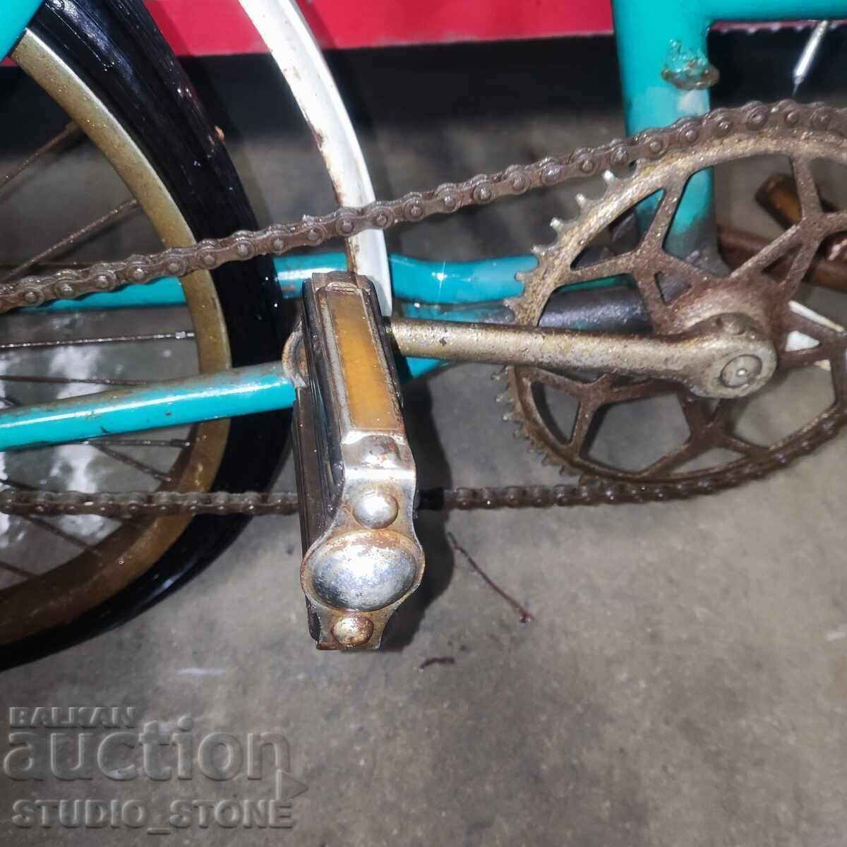 Ρετρό ποδήλατο 1979g. DESNA -2 Made in USSR - σε κίνηση - 6 Ρετρό ποδήλατο 1979g. DESNA -2 Made in USSR - σε κίνηση - 6