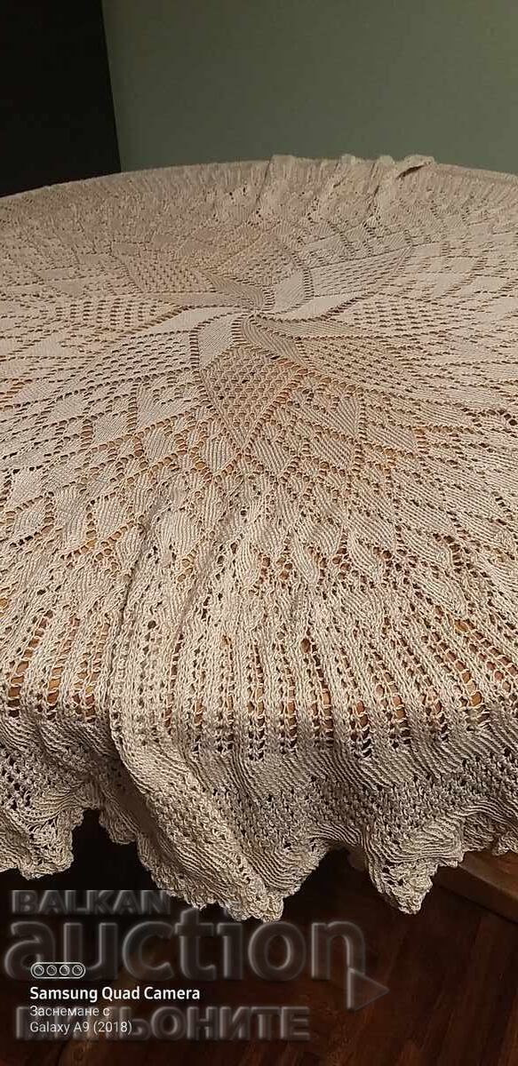 Покривката на една кука 1.20 с цена 50.00 лв. | € 25.56