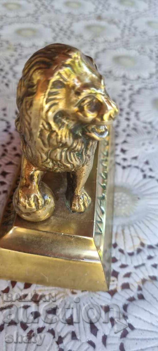 Μασίφ χάλκινο άγαλμα. Λιοντάρι - 7