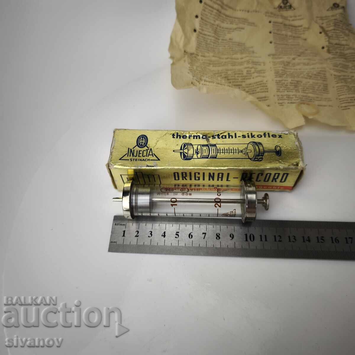 Seringă de sticlă veche 20cc Injecta Steinach MLW #6086 - 7 Seringă de sticlă veche 20cc Injecta Steinach MLW #6086 - 7