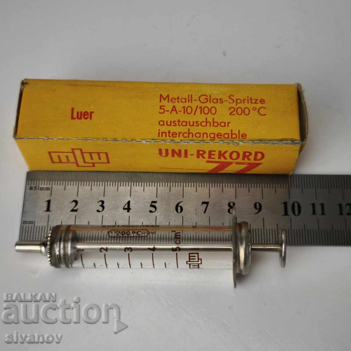 Seringă veche de sticlă 5cc MLW Injecta Steinach #6088 - 7 Seringă veche de sticlă 5cc MLW Injecta Steinach #6088 - 7