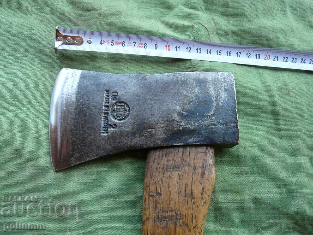 Swedish Axe Hults Bruk - 580 with price 160.00 BGN | € 81.81 Swedish Axe Hults Bruk - 580 with price 160.00 BGN | € 81.81