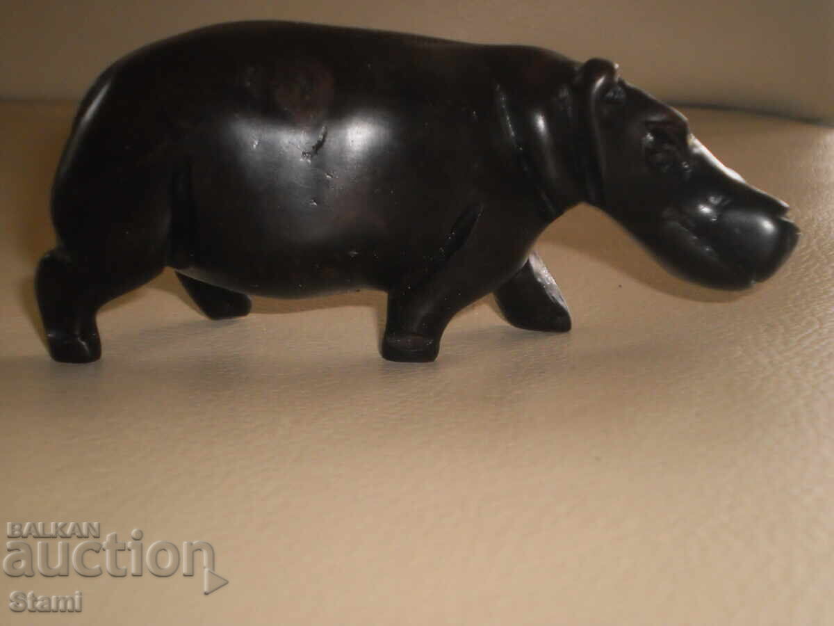 Φιγούρα ιπποπόταμου από τικ, Ζιμπάμπουε με τιμή 95.00 BGN | € 48.57