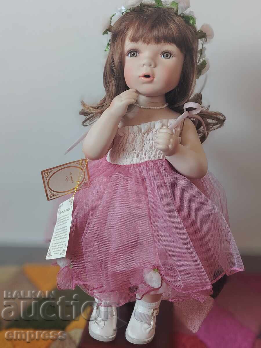 Păpușă de porțelan Alberon Coco cu preț 300.00 BGN | € 153.39