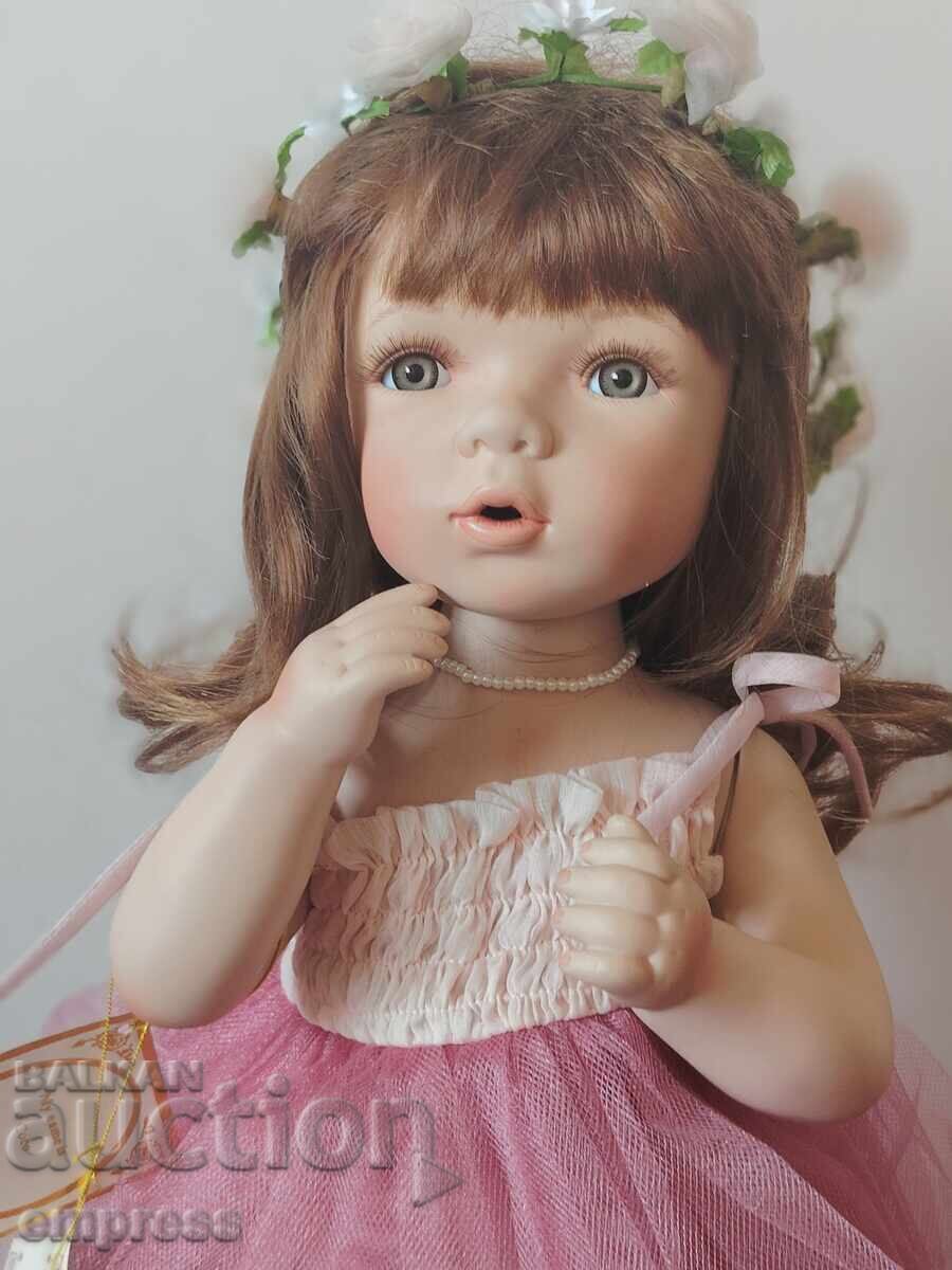 Licitație Păpușă de porțelan Alberon Coco