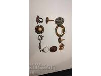 O mulțime de bijuterii vechi