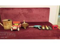 Lot de jucării metalice din tablă pentru copii