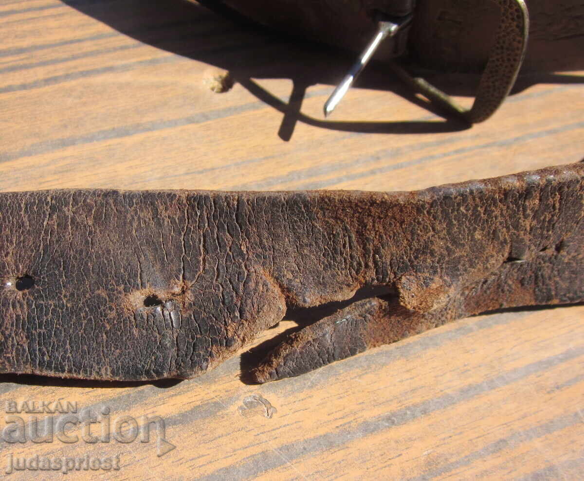 Centură militară din piele germană WW2 cu cataramă marcată - 5 Centură militară din piele germană WW2 cu cataramă marcată - 5