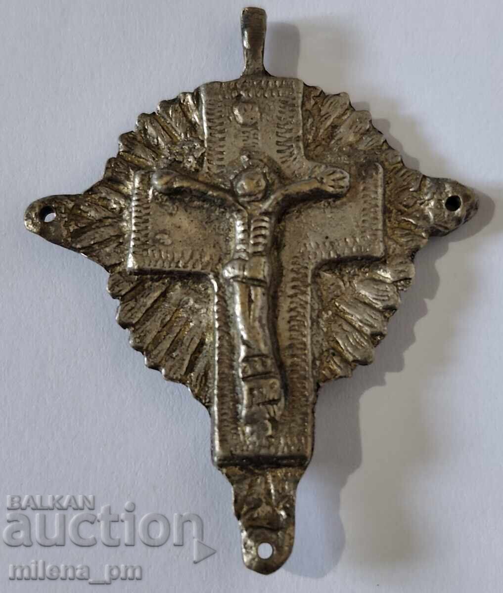 Стар двулицев кръст