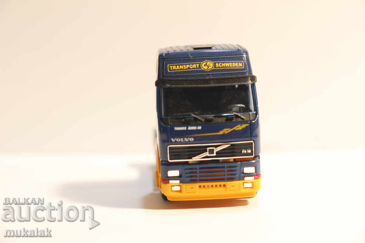 AWM H0 1/87 VOLVO FH 12 TRACTOR TRUCK MODEL TIR with price 15.00 BGN | € 7.67