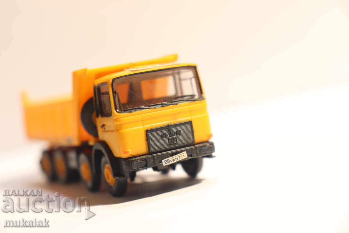 Kibri?? Wiking?? H0 1/87 MAN Truck Model Dump Truck - 6