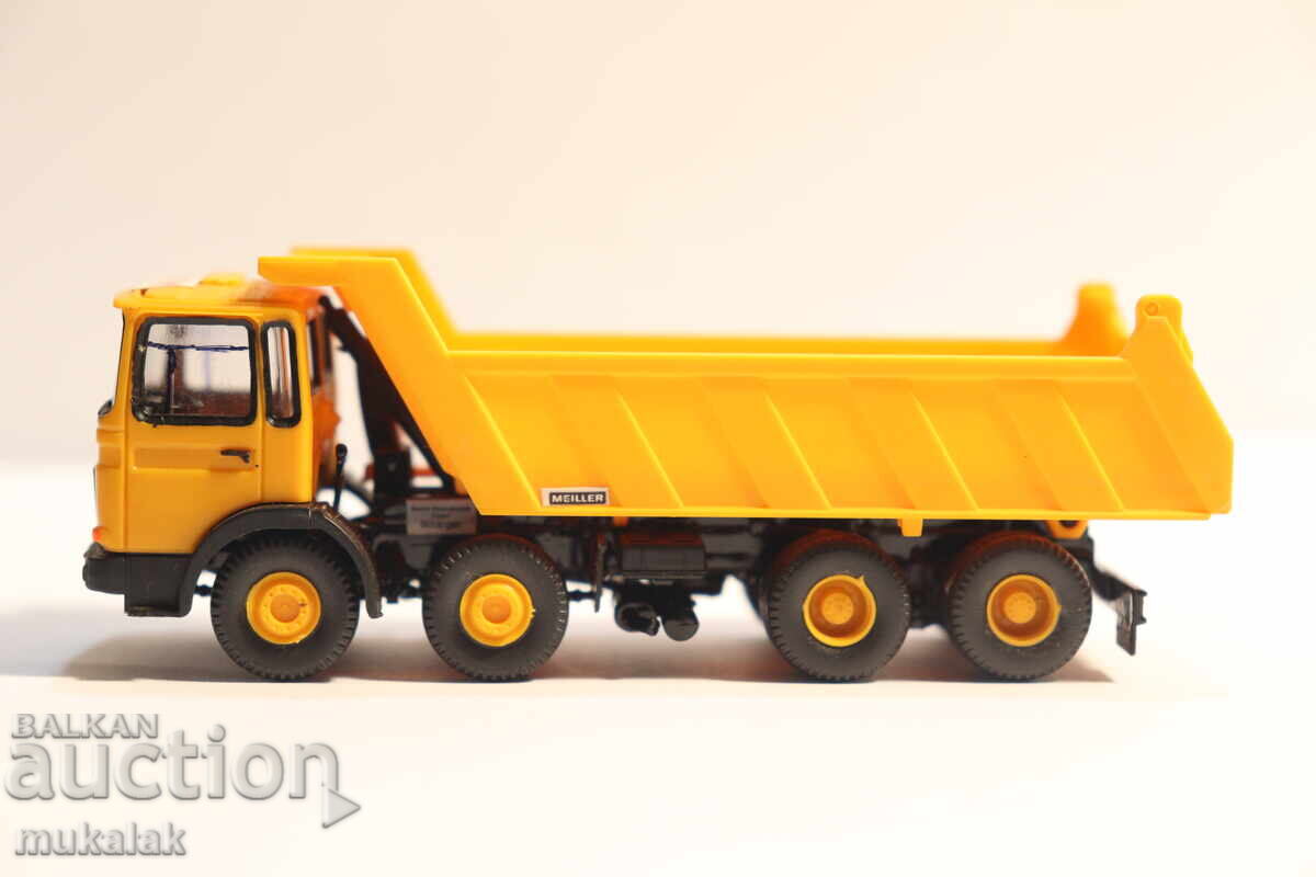 Kibri?? Wiking?? H0 1/87 MAN Truck Model Dump Truck