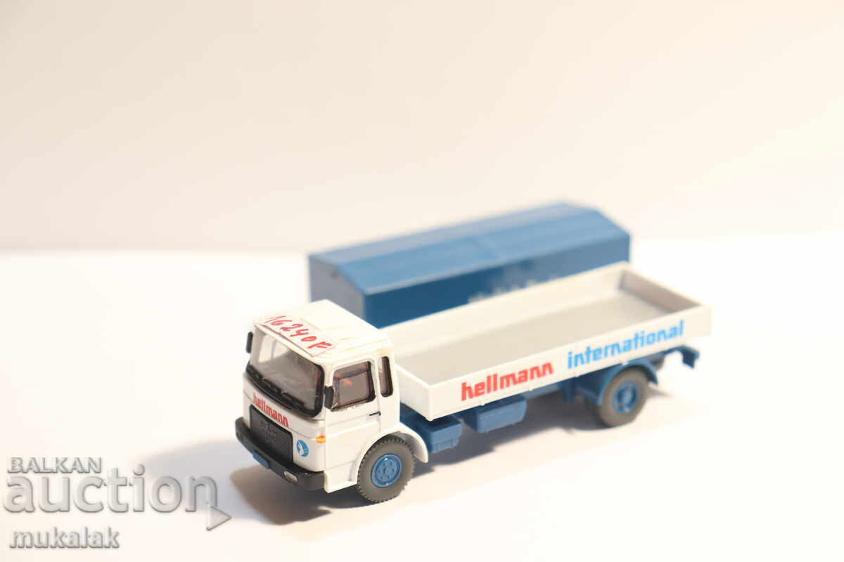 WIKING H0 1/87 MAN TRUCK MODEL CAR - 6 WIKING H0 1/87 MAN TRUCK MODEL CAR - 6