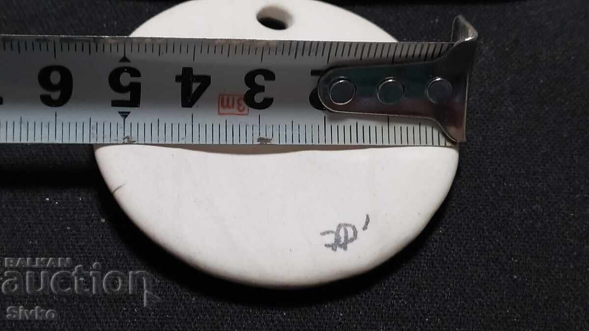 Auction Pendant modeled and painted ceramic, handmade Auction Pendant modeled and painted ceramic, handmade