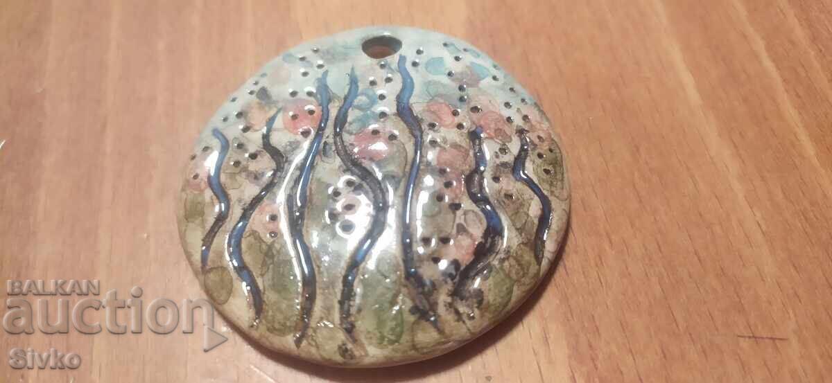 Висулка моделирана и рисувана керамика ръчна изработка Висулка моделирана и рисувана керамика ръчна изработка