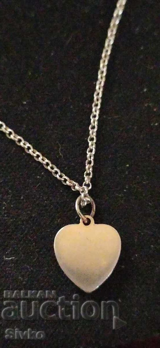 Licitație Colier inimă placat cu aur Licitație Colier inimă placat cu aur