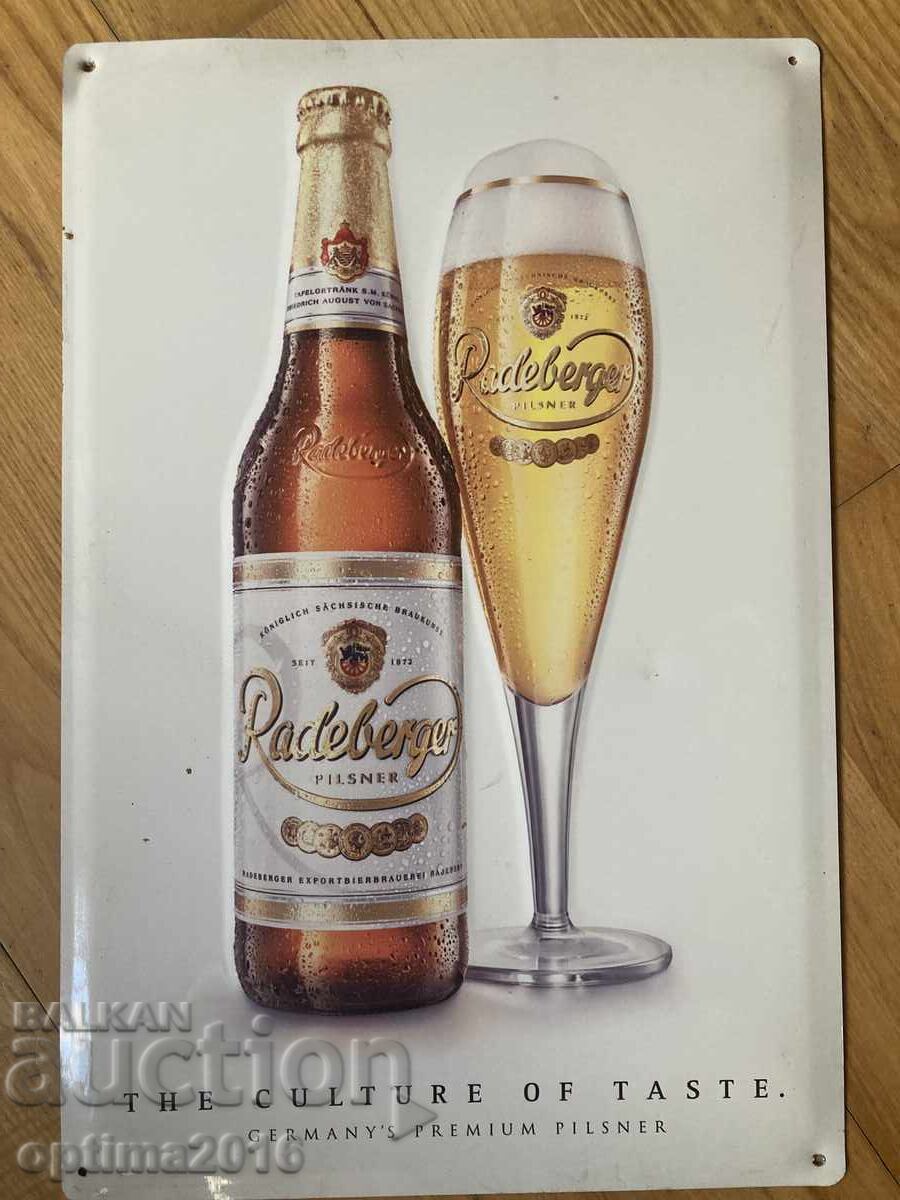 Panou publicitar Radeberger cu preț 15.00 BGN | € 7.67 Panou publicitar Radeberger cu preț 15.00 BGN | € 7.67