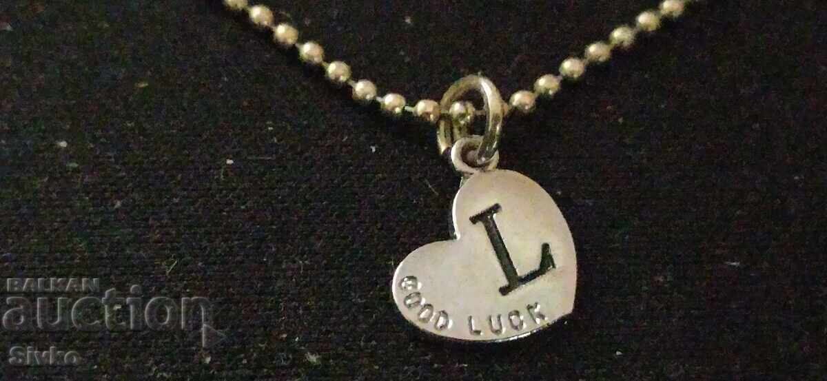Γκρίβνα με ευχή για καλή τύχη και γράμμα L μέταλλο με τιμή 2.49 BGN | € 1.27