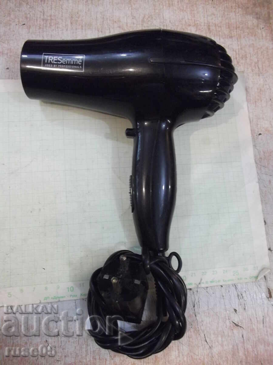 Hair dryer "TRESemmé" working Hair dryer "TRESemmé" working