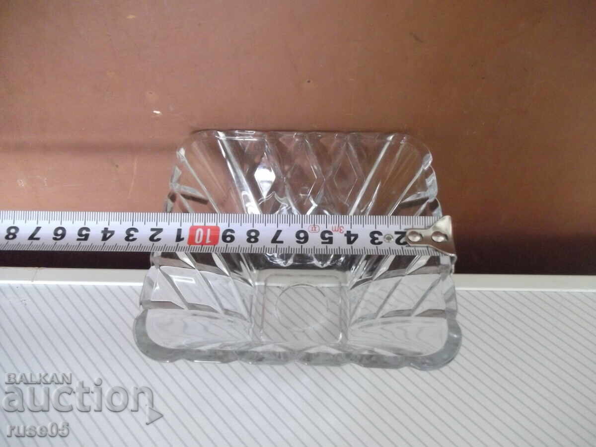 Bol de sticlă pentru nuci și altele cu preț 10.00 BGN | € 5.11