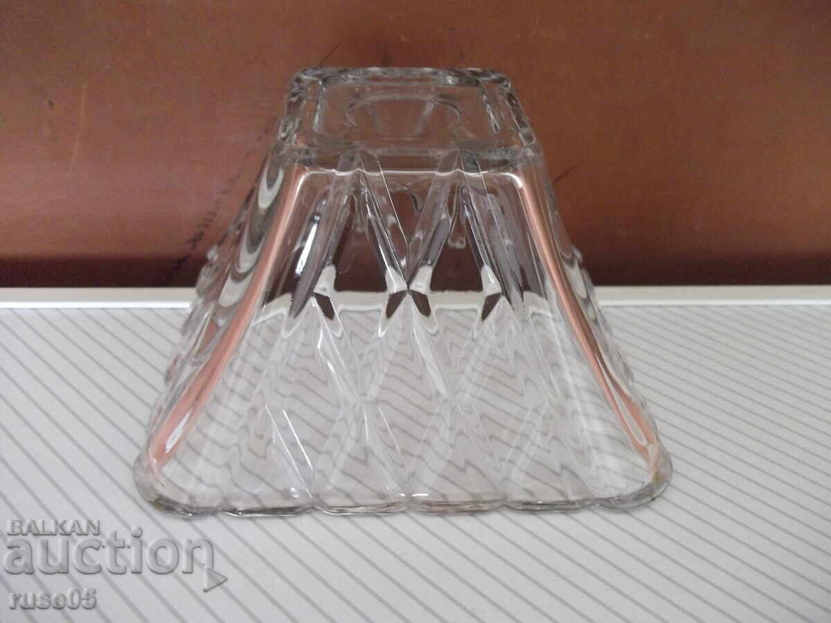 Livrarea Bol de sticlă pentru nuci și altele