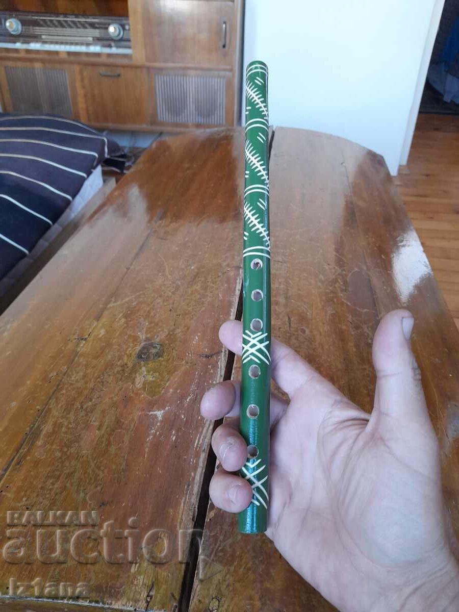 Auction  Old rascal, duduk, whistle