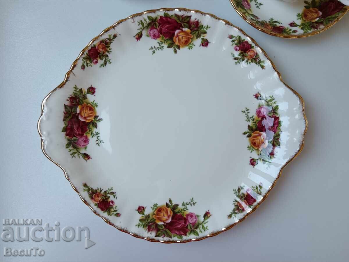 Royal Albert Fine Porcelain, Teacups/Coffee Cups + Dessert Plate - 6 Royal Albert Fine Porcelain, Teacups/Coffee Cups + Dessert Plate - 6