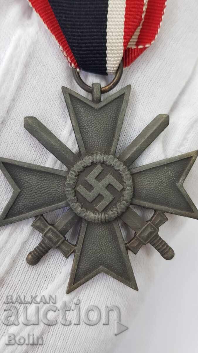 Σπάνιος Σταυρός, μετάλλιο με σπαθιά Γερμανία - Β' Παγκόσμιος Πόλεμος 1939 με τιμή 260.00 BGN | € 132.94
