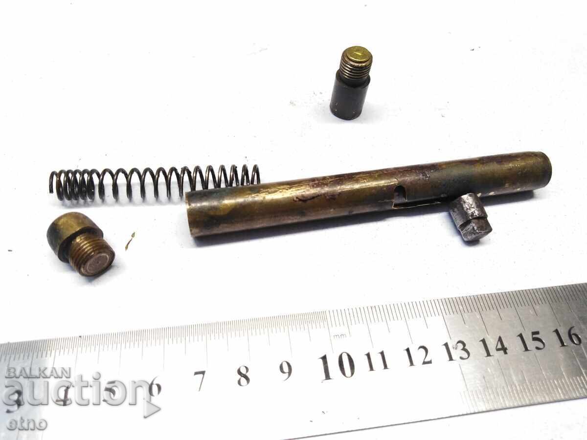 Доставка на ГЪРМЯЛНИК,КУЧЕГОН С ЛОВНИ КАПСИ,ПИСТОЛЕТ,ОСА