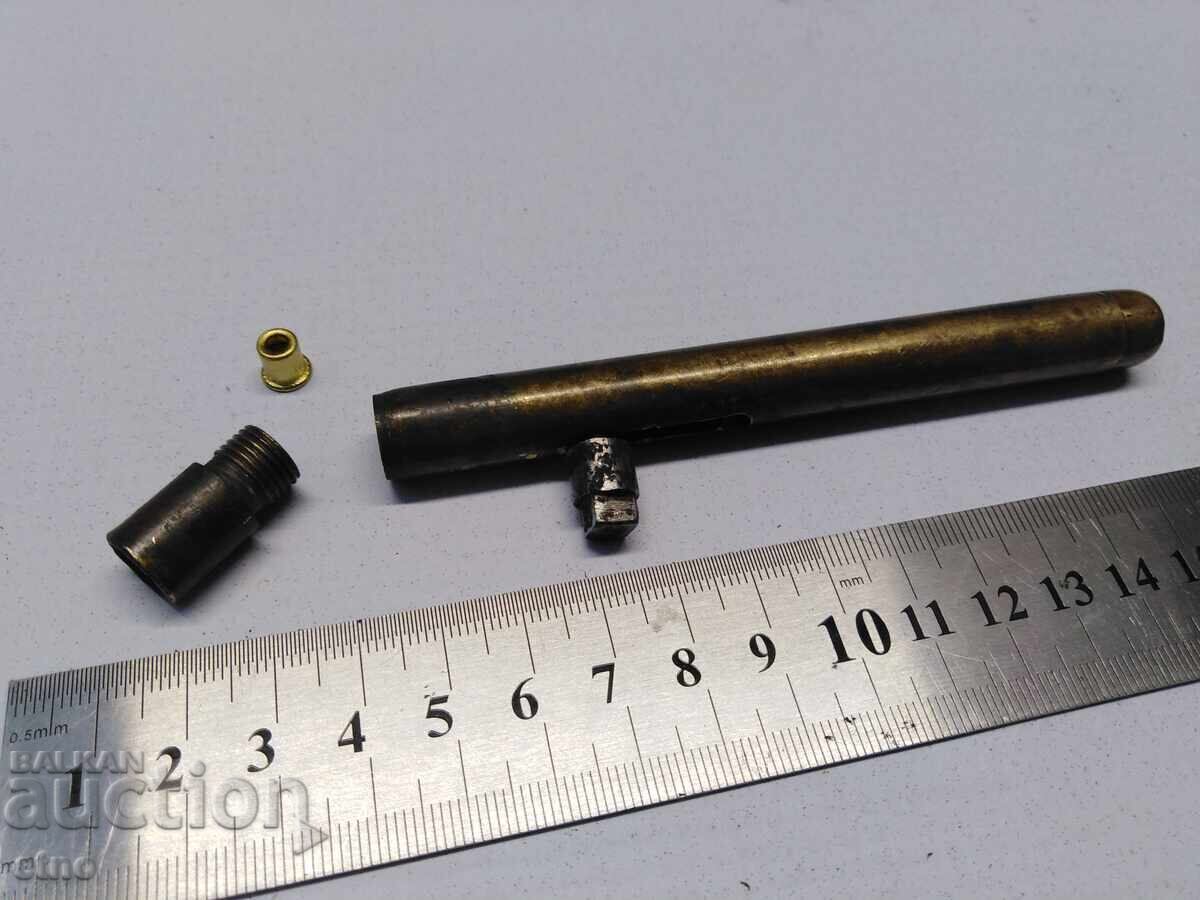 ГЪРМЯЛНИК,КУЧЕГОН С ЛОВНИ КАПСИ,ПИСТОЛЕТ,ОСА - 5