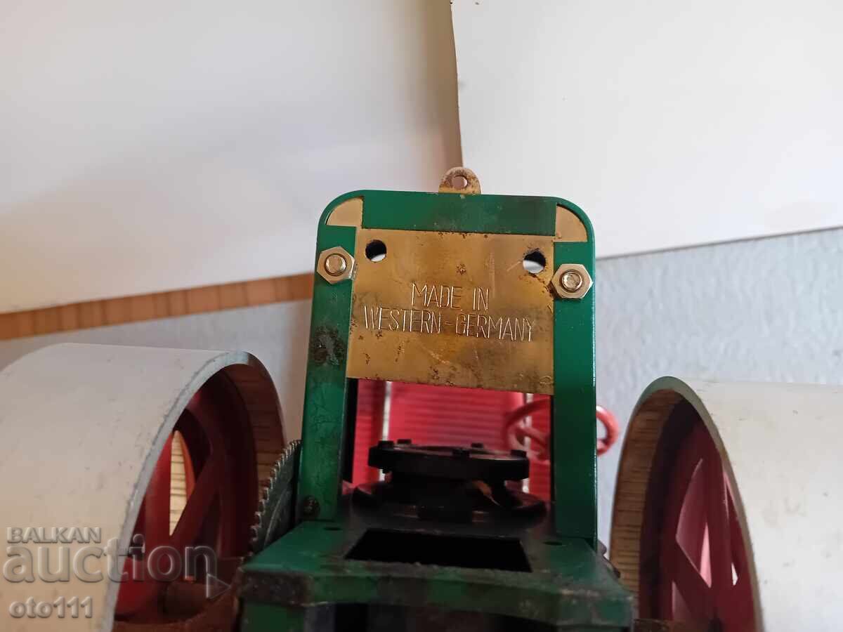 OLD TOY STEAM ROLLER - GERMANY - 6