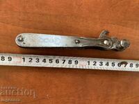 DESCHIZĂTOR DE STICLE METALIC VECHI "CREDO" - DE MARCA