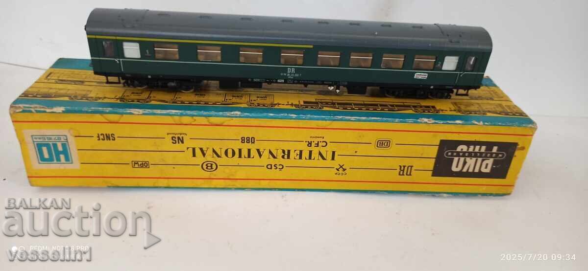 Δημοπρασία Σιδηροδρομικό επιβατικό βαγόνι piko κλίμακας 1/87 HO σε κουτί καινούργιο