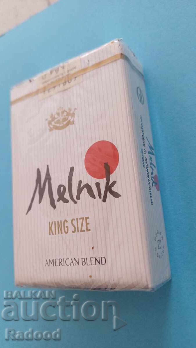 Millnik cu preț 55.00 BGN | € 28.12