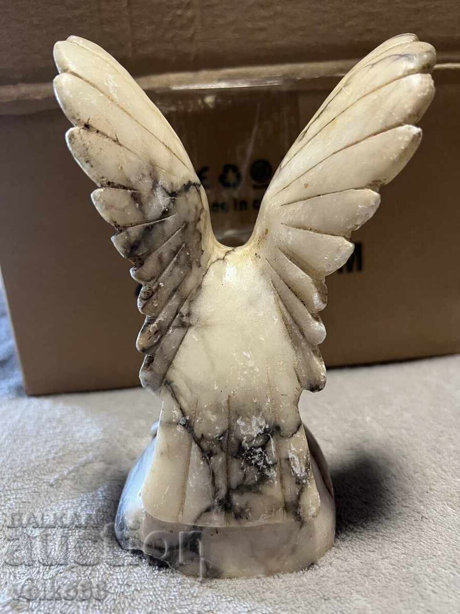 Μαρμάρινο αγαλματίδιο αετού