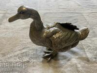 Μεγάλη μπρούτζινη πάπια