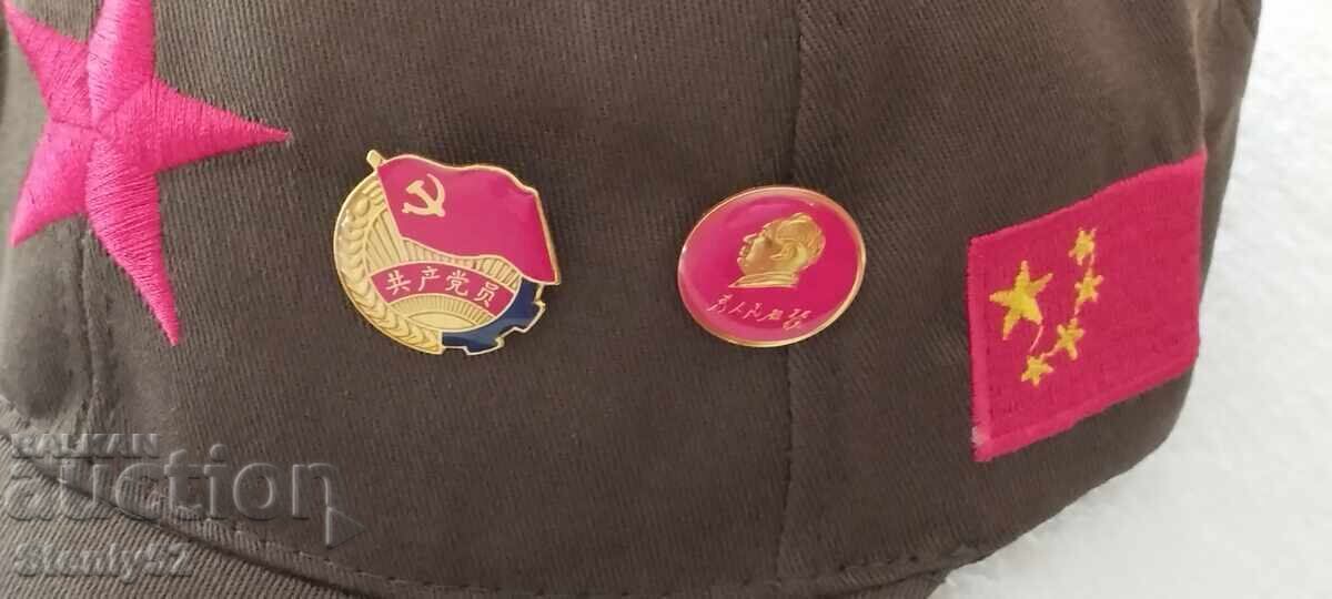 Chinese hat with 4 badges with price 50.00 BGN | € 25.56