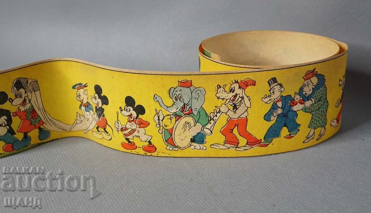 Bandă veche cu imagini Mickey Mouse, Donald Duck cu preț 10.25 BGN | € 5.24