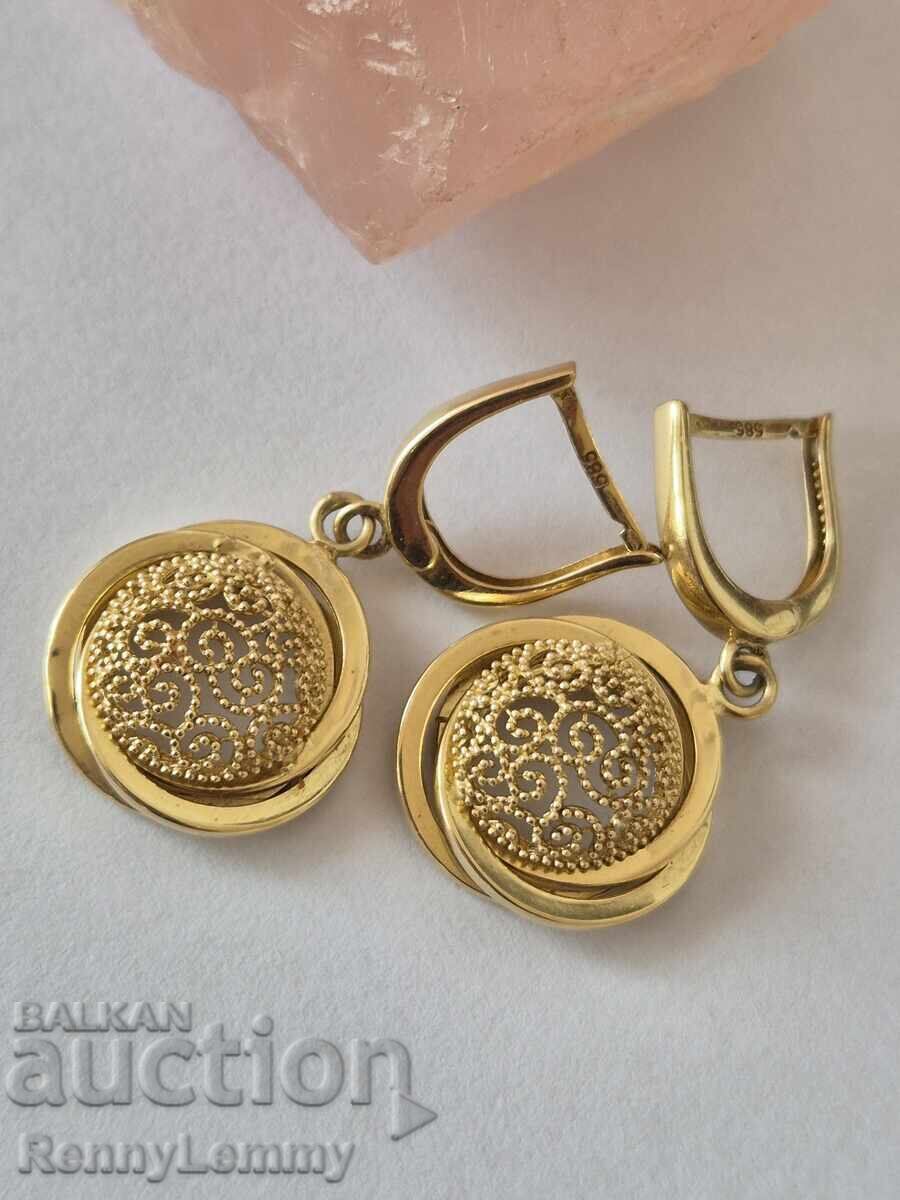 Gold women's chain and earrings, 135 BGN per gram with price 135.00 BGN | € 69.02 Gold women's chain and earrings, 135 BGN per gram with price 135.00 BGN | € 69.02