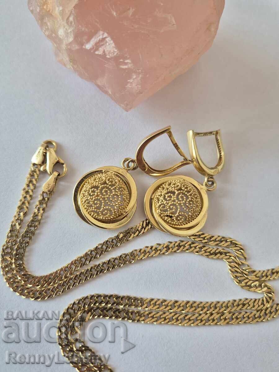 Gold women's chain and earrings, 135 BGN per gram Gold women's chain and earrings, 135 BGN per gram