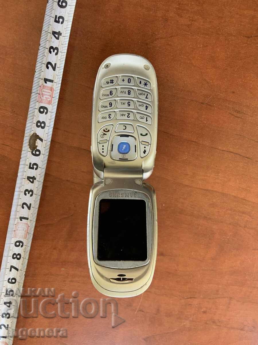 OLD GSM PHONE FOR SCRAP, PARTS OR USE with price 6.00 BGN | € 3.07
