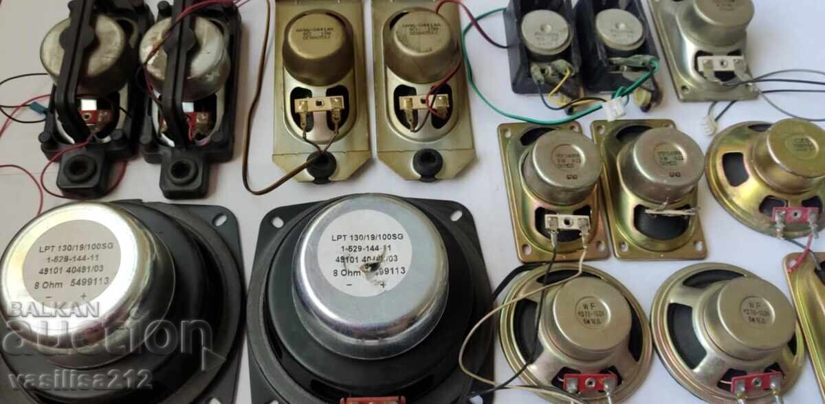 Πολλά ηχεία με τιμή 6.00 BGN | € 3.07 Πολλά ηχεία με τιμή 6.00 BGN | € 3.07