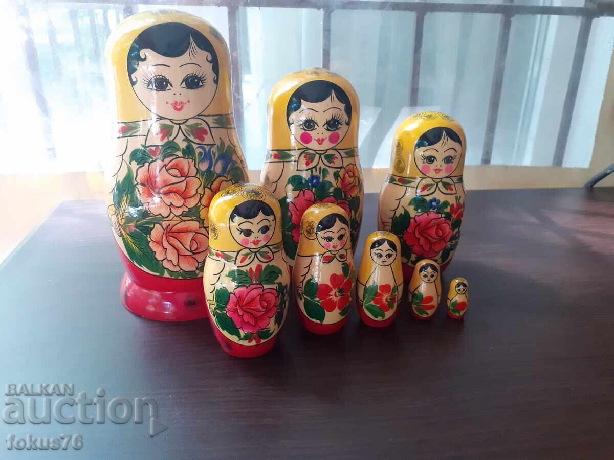 Υπέροχη παλιά ρωσική κούκλα ματριόσκα 8 σε 1 με ετικέτα με τιμή 250.00 BGN | € 127.82 Υπέροχη παλιά ρωσική κούκλα ματριόσκα 8 σε 1 με ετικέτα με τιμή 250.00 BGN | € 127.82