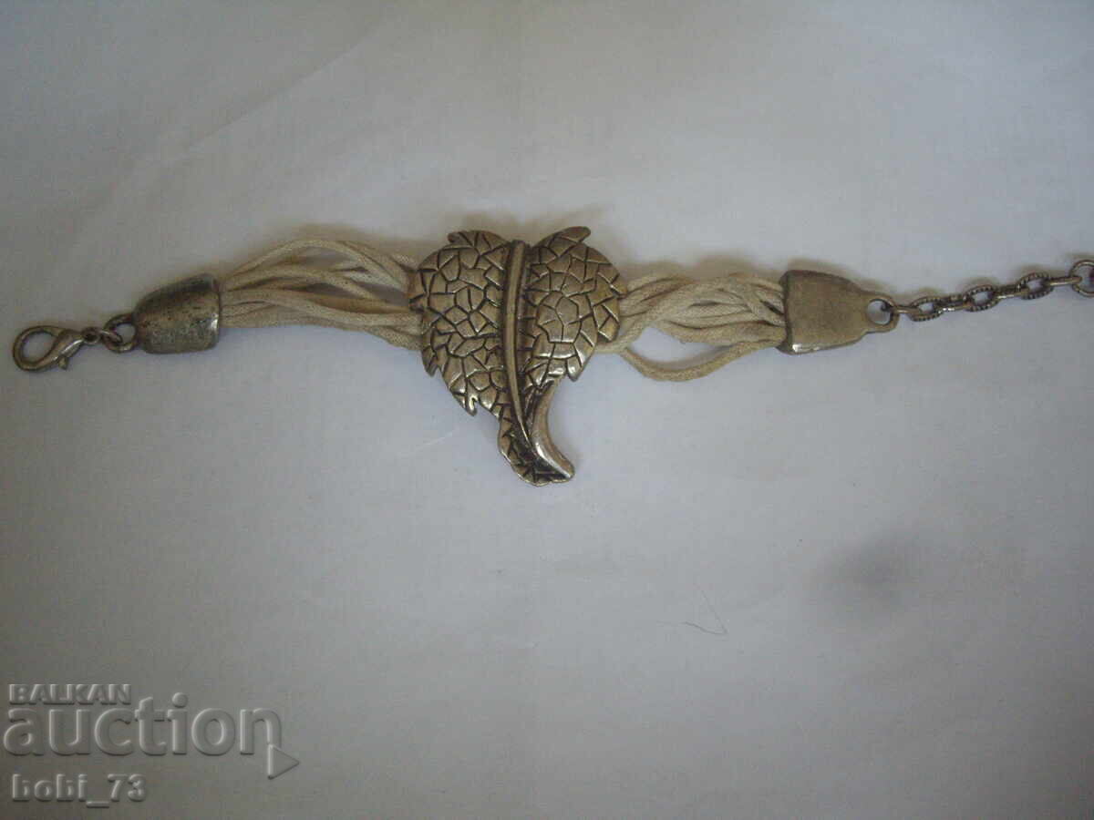 Old interesting bracelet with price 80.00 BGN | € 40.90