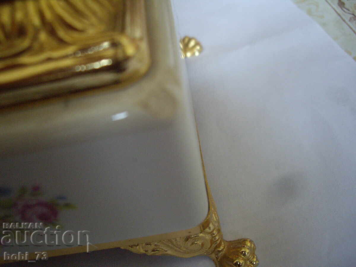 Παλιό Κεραμικό Κουτί για γυναικεία αξεσουάρ με λατέρνα - 7